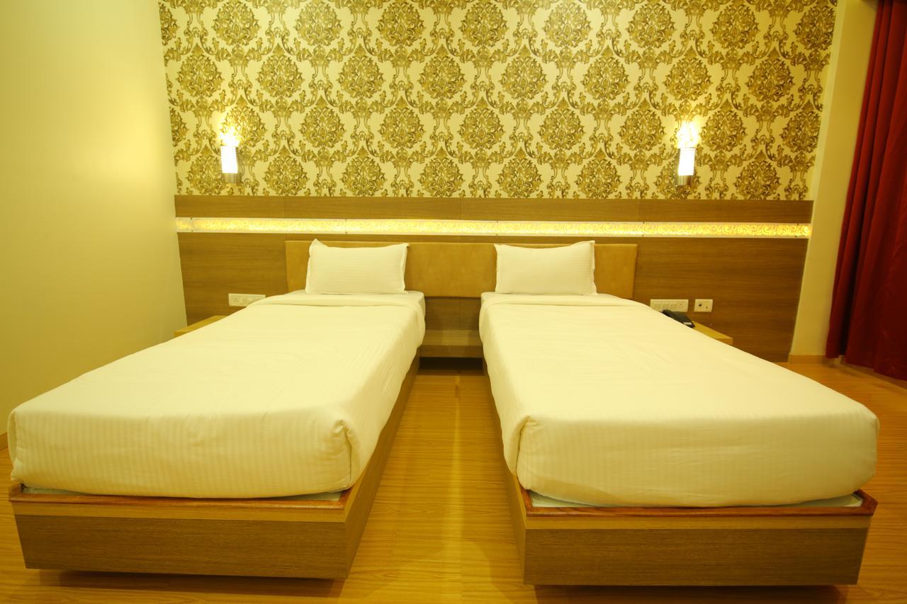 Saubhagya Inn International Lucknow Exterior photo